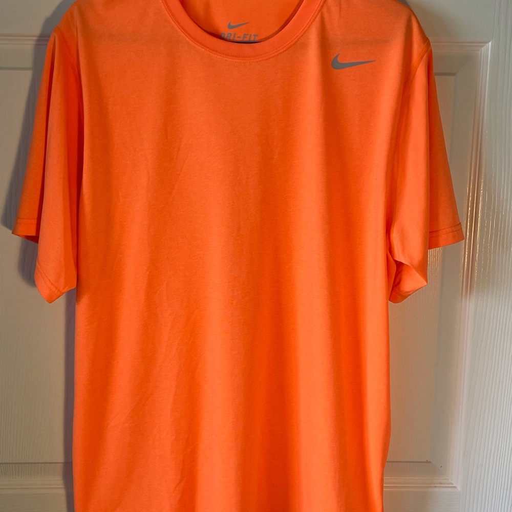 Nike dri-fit t-shirt